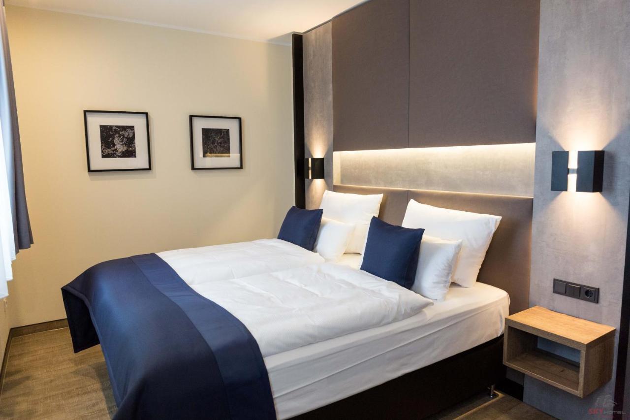Hotel Sky
